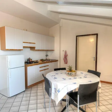 Condominio Res. Palace Μπιμπιόνε