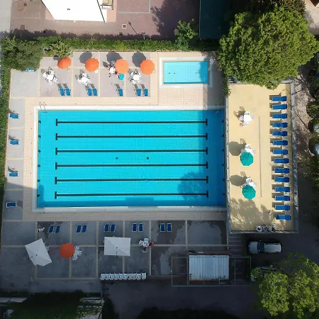 Condominio Res. Palace Holiday home